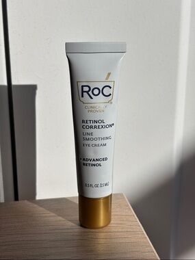 Retinol Correxion Line Smoothing Eye Cream + Retinol